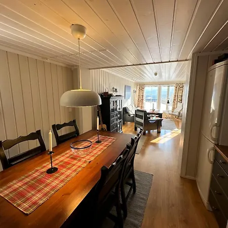 Cozy Two Bedrooms With Sauna And Mountain Views *