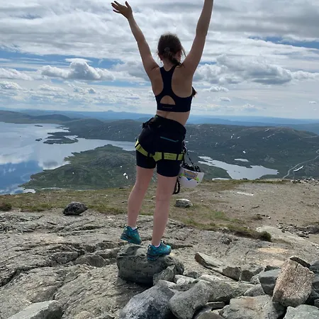 Cozy Two Bedrooms With Sauna And Mountain Views Διαμέρισμα *