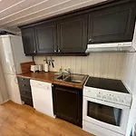 Cozy Two Bedrooms With Sauna And Mountain Views