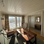 Cozy Two Bedrooms With Sauna And Mountain Views Апартаменты *